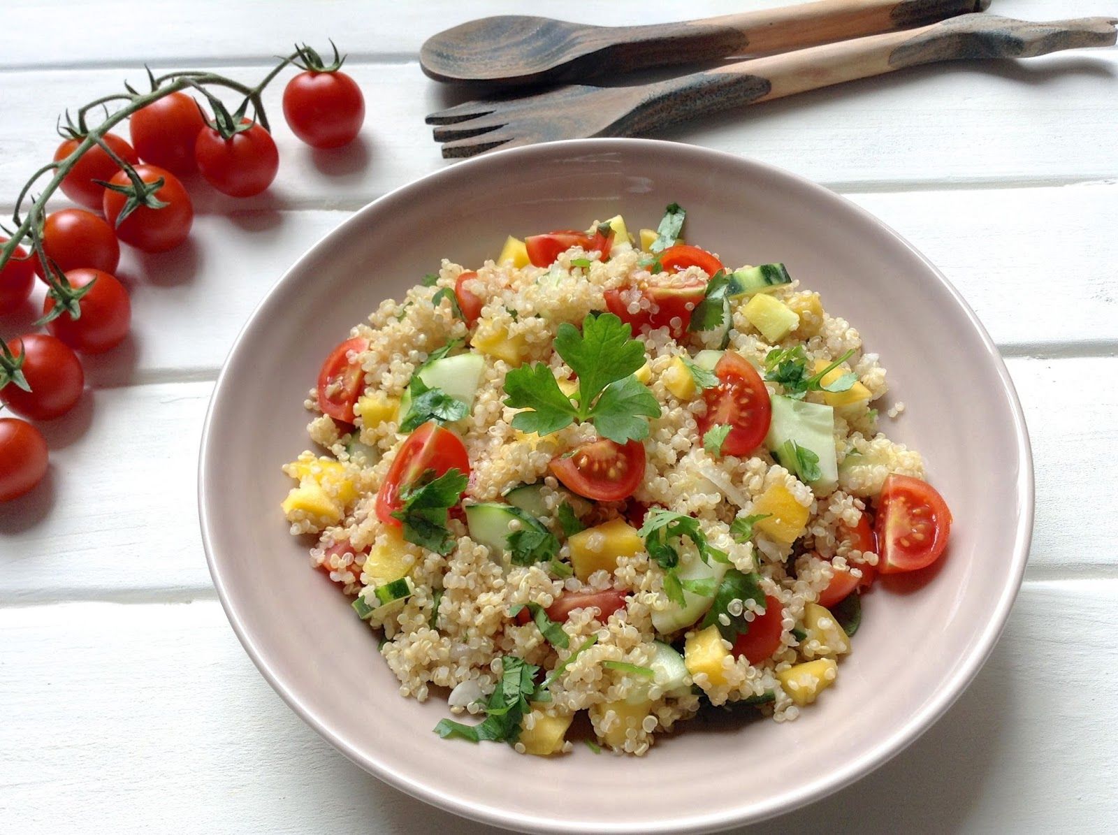 Ensalada vegetariana de Quinoa | Hoy comemos sano