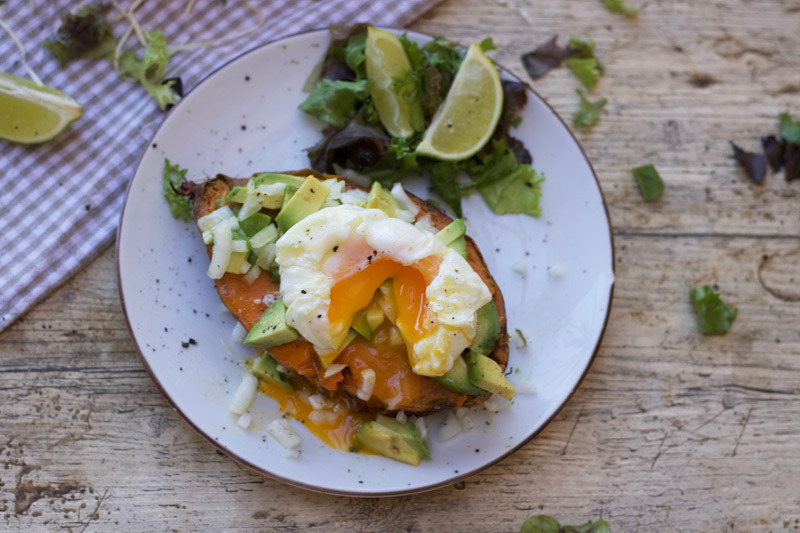ideas de cenas saludables, qué comer sano, como hacer huevo escalfado