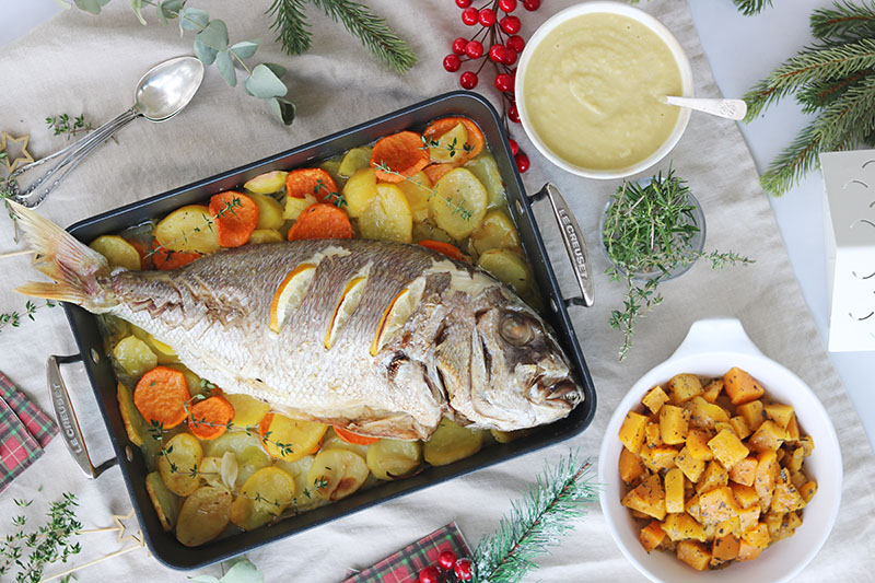 como hacer pescado al horno, receta de pescado asado, como cocinar pescado en el horno, plato principal cena navideña, recetas de navidad,