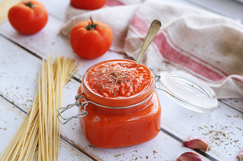 Salsa de tomate saludable, exprés y con zanahoria para endulzar